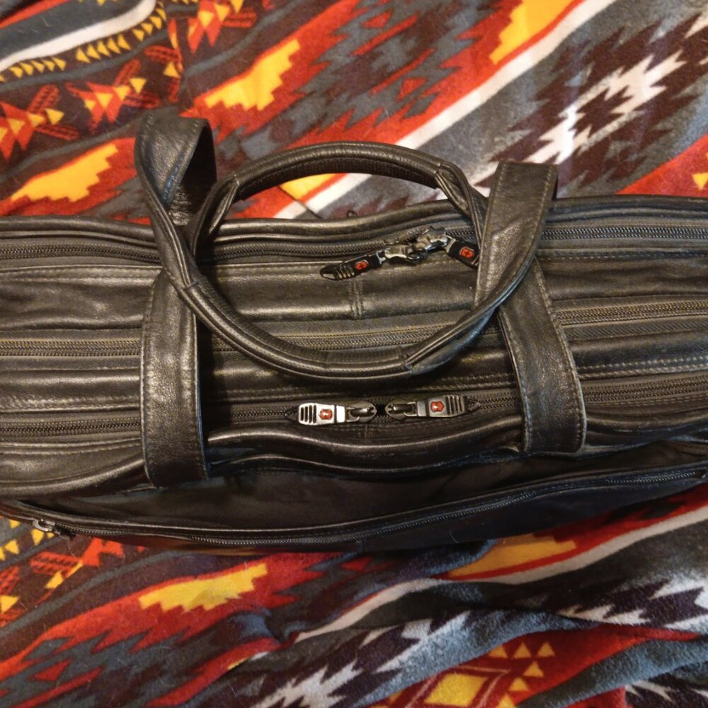 Briefcase - Picture 4 of 6